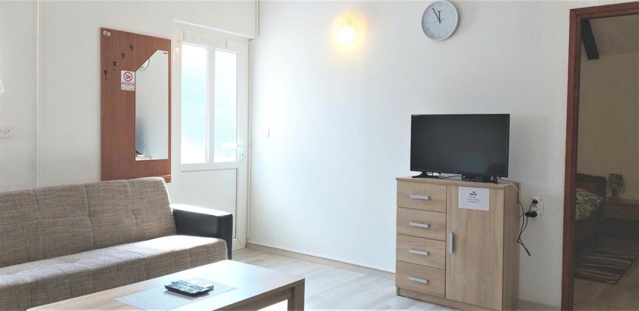 אומאג Amore House With Apartment מראה חיצוני תמונה